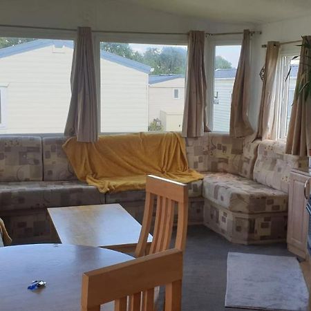 Private Caravan Situated At Parkdean Holiday Resort St Margaret'S At Cliffe Number 18 Extérieur photo