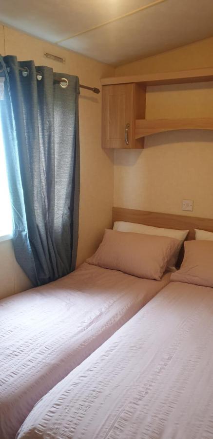 Private Caravan Situated At Parkdean Holiday Resort St Margaret'S At Cliffe Number 18 Extérieur photo