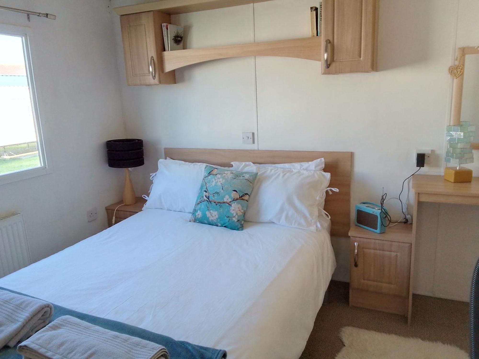Private Caravan Situated At Parkdean Holiday Resort St Margaret'S At Cliffe Number 18 Extérieur photo