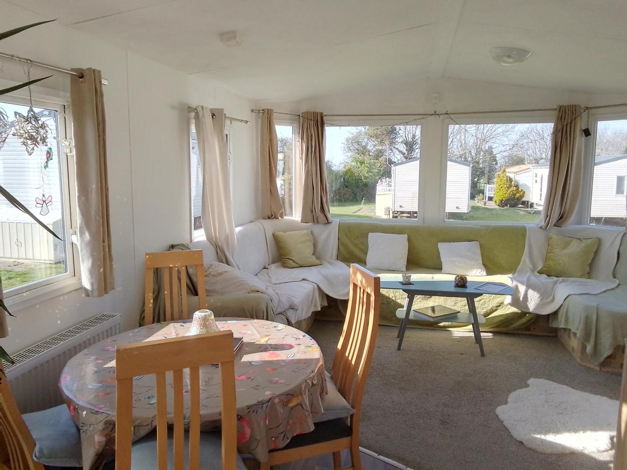 Private Caravan Situated At Parkdean Holiday Resort St Margaret'S At Cliffe Number 18 Extérieur photo